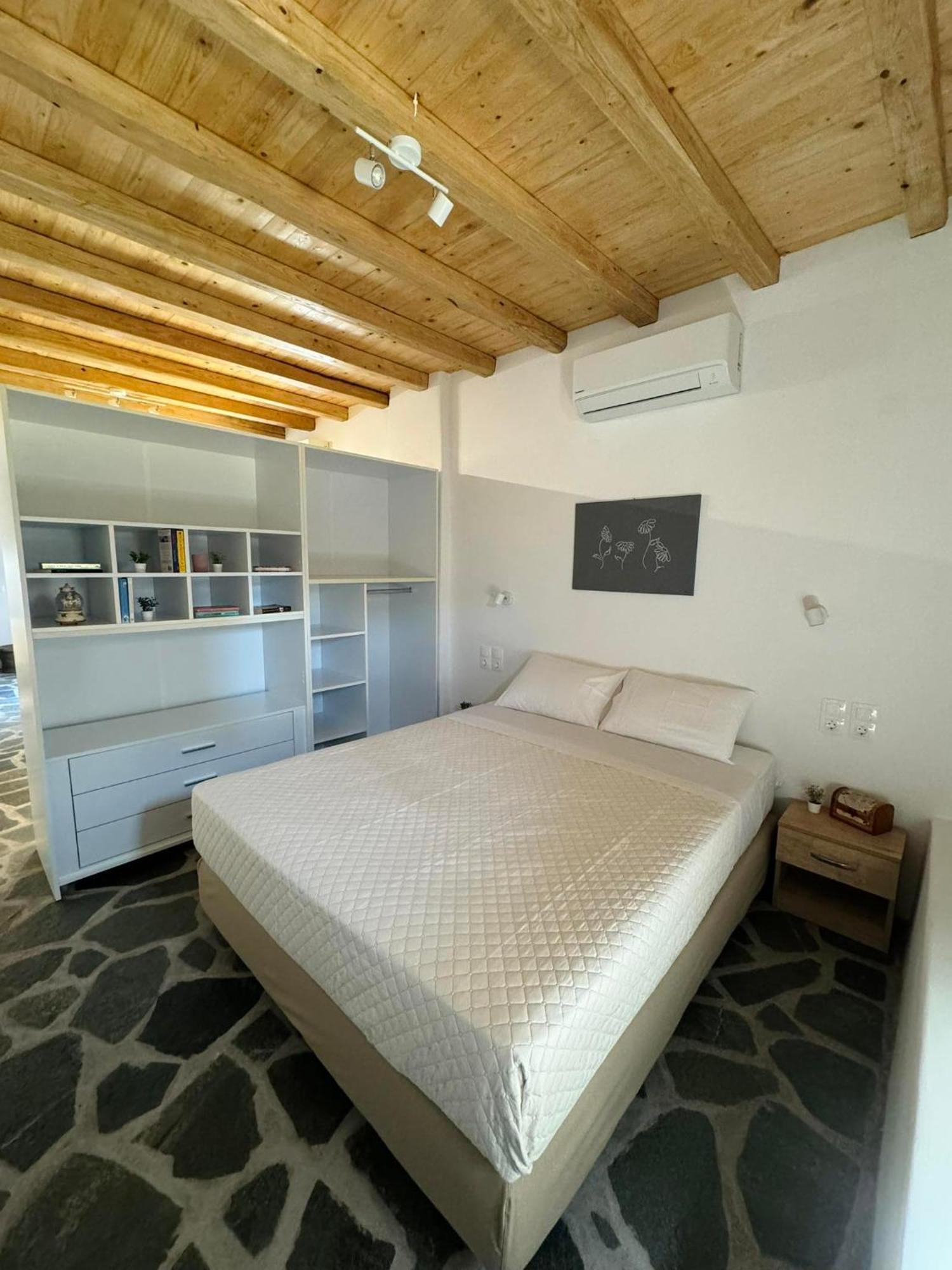 Oxalis Mykonos Apartments Plintri Екстериор снимка